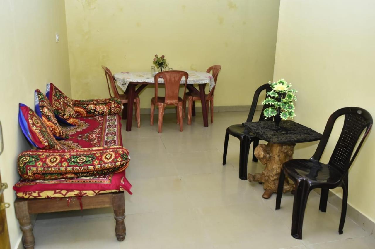 Eshwari Cottage マディケーリ エクステリア 写真